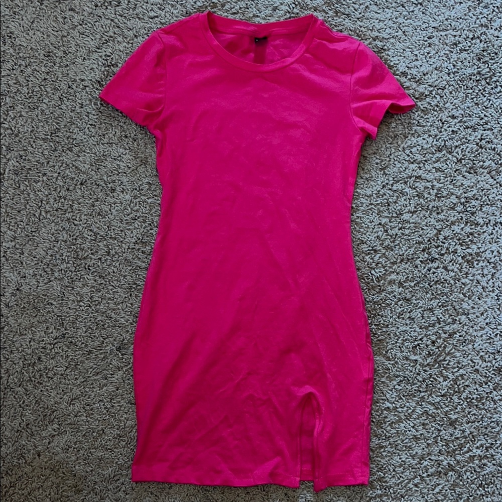 SHEIN Bright Pink Short Sleeve Bodycon Dress with Slit